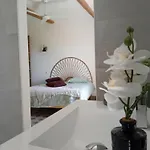 Plaissan- Chez Laure&marc