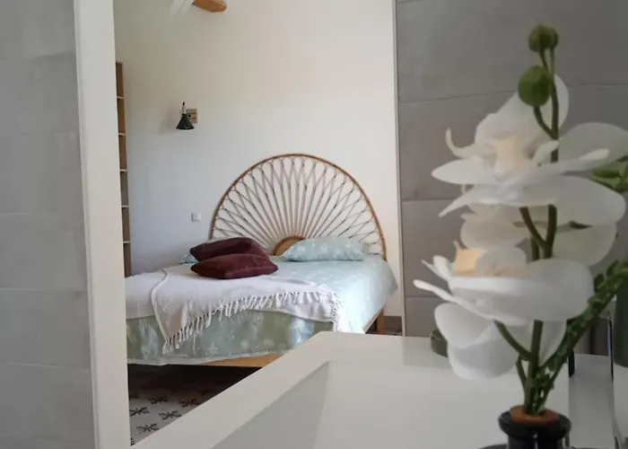 Plaissan- Chez Laure&marc